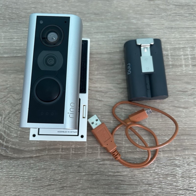 Ring Peephole Cam – Video Doorbell Camera w/Battery and Charger