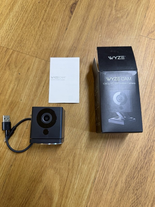 Wyze Cam V2 1080p HD WiFi Indoor Camera – Black