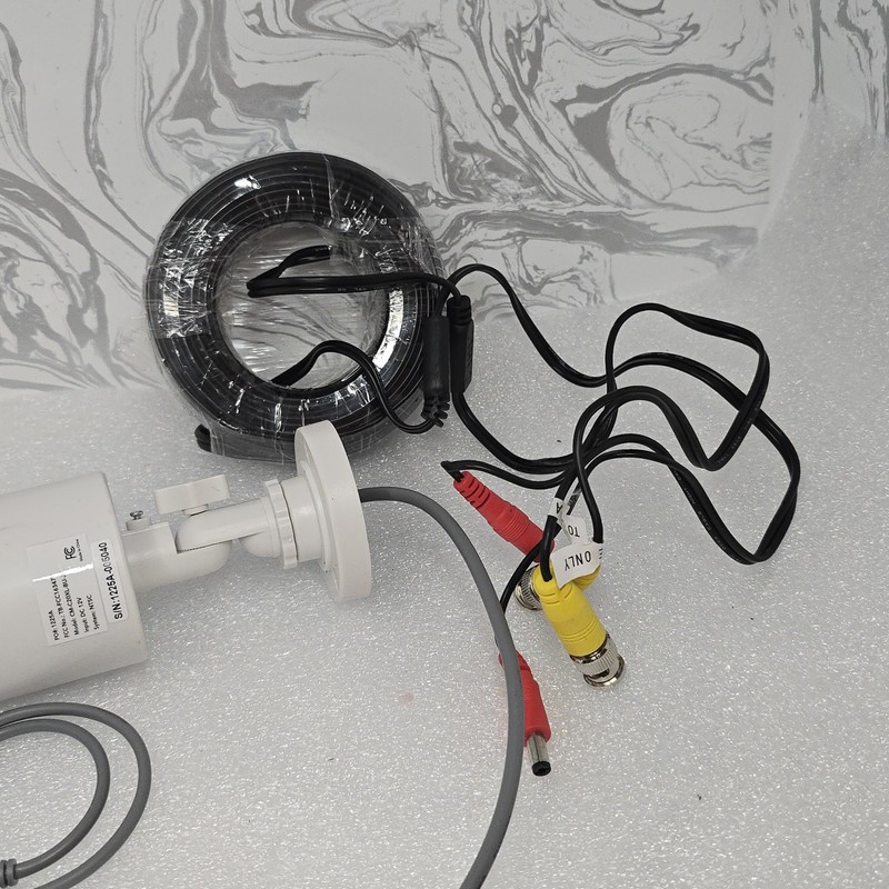 Night Owl 5MP CM-C50XL-BU-JF Spotlight HD Camera w/Cables, White gallery