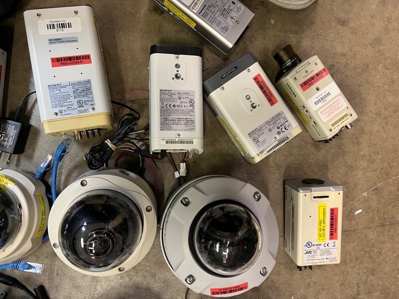 Sony Impela-Panasonic- JVC-Toshiba-Samsung -LARGE LOT OF 25 CCTV CAMERAS-AS-IS gallery