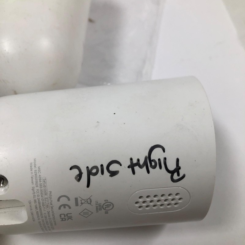 LOT OF 4 Philips Hue 581553 Secure Wireless Surveillance Cameras White FOR PARTS gallery