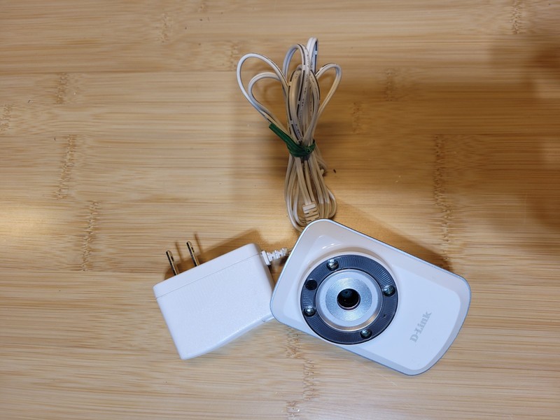 D-link DCS-933L Wifi Camera with Power Adapter + Network Cable – Wo/Stand