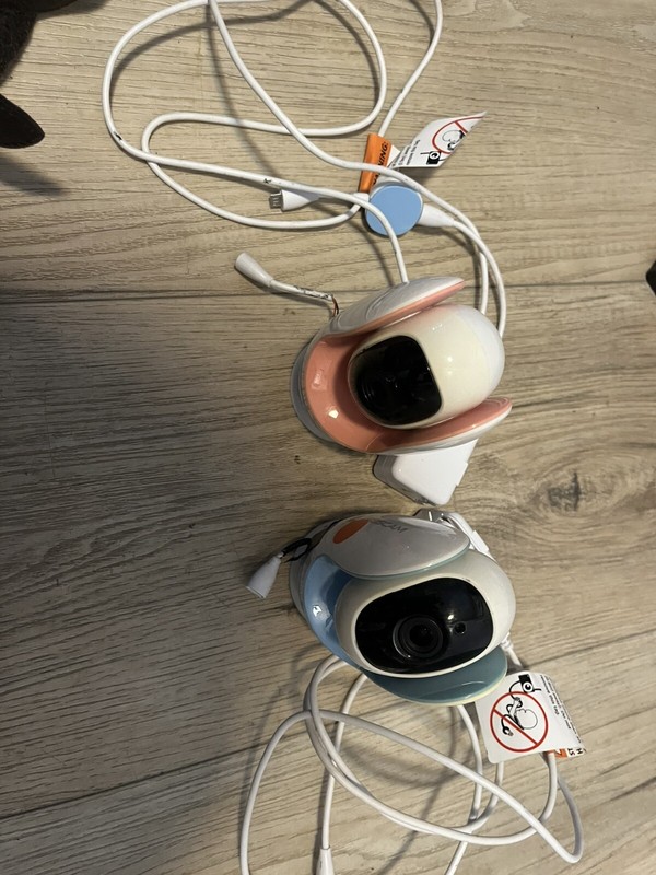 Pair of FOSCAM IP Cameras – Untested