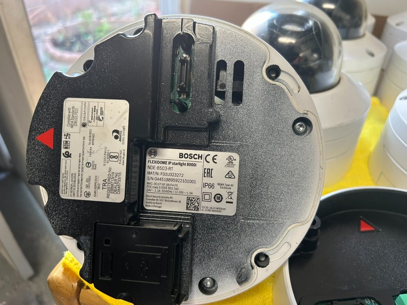 Bosch Flexidome IP Starlight Series Model 8000i NDE-8503-RT security camera gallery