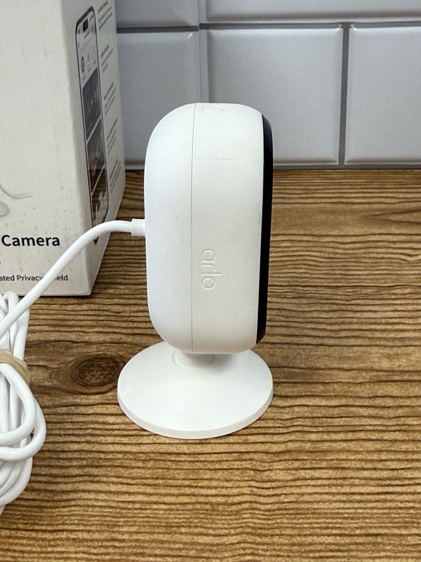ARLO ESSENTIAL SECURITY CAMERA HD INDOOR WIRED 2ND GEN 1 CAM - TESTED - READ gallery