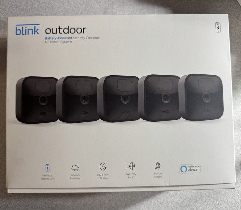 Blink Outdoor Cameras Set Of 4 Cam USED. Synk Module Brand New Mounting Incl gallery