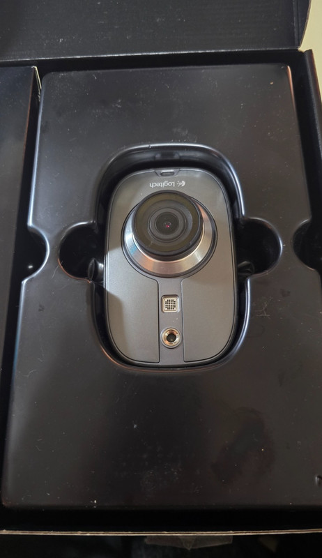 Logitech Alert 750i Security Camera Master System gallery