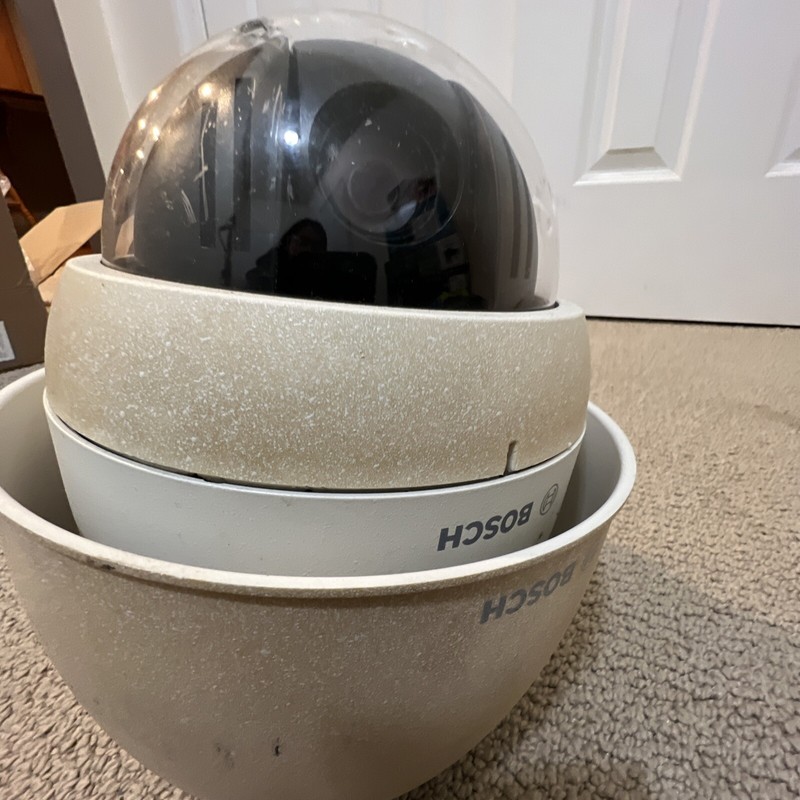 Bosch VG4-221-ECS1M Security Camera gallery
