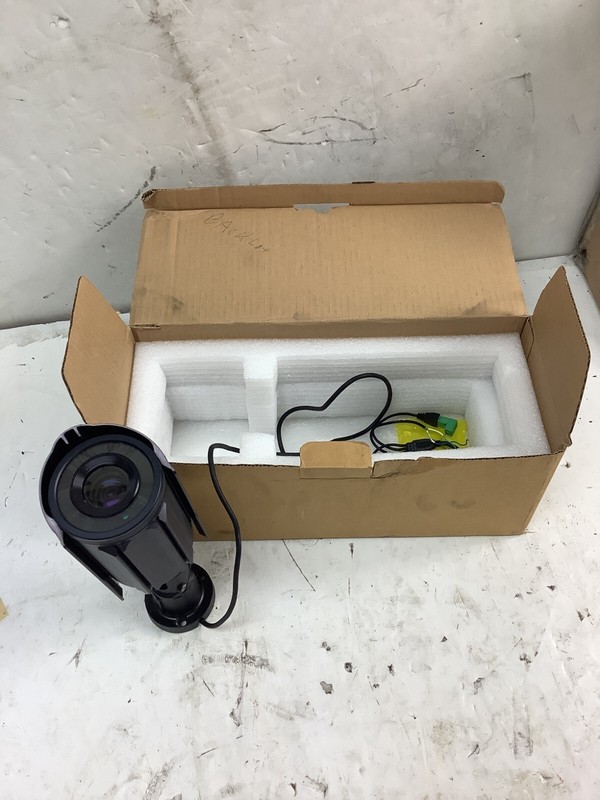 3xLOGIC IR Network Camera VSX-2MP-BIR-RF