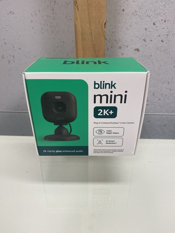 Blink – Mini 2K+ BLACK NEW IN BOX plug-in camera, 2K resolution indoor/outdoor