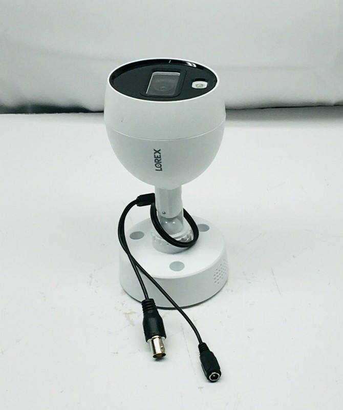 Lorex 4K Ultra HD Active Deterrence Night Vision Security Video Camera C883DA gallery