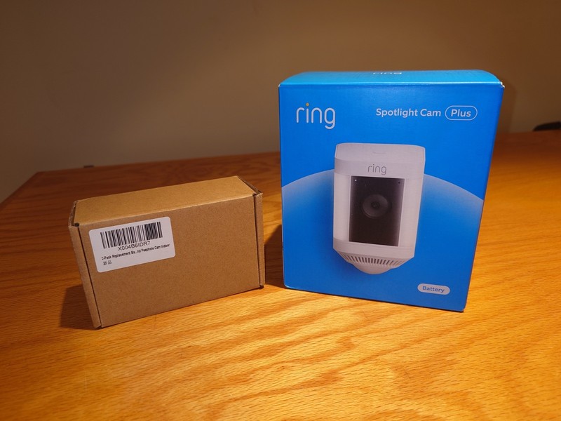 Ring Spotlight Cam Plus Battery Powered Camera – White with extra Batteries