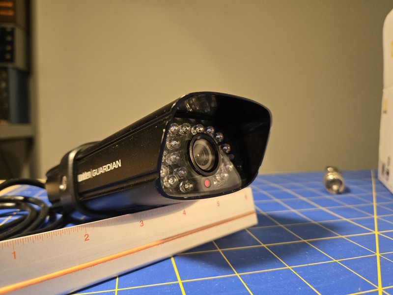 Uniden Guardian G955 Wireless Security Camera gallery