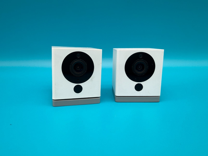 2 Wyze Cam v2 1080p Indoor WiFi Smart Security Cameras White Used
