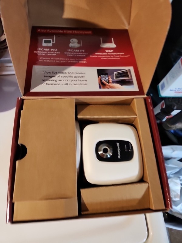 Honeywell Security iPCAM-WI2 AlarmNet Color IP Wireless Fixed Remote Camera