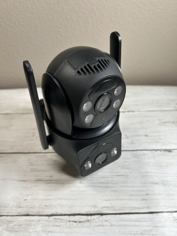Smart Solar and Battery Security Surveillance PTZ Camera QW8 – Black – New Open