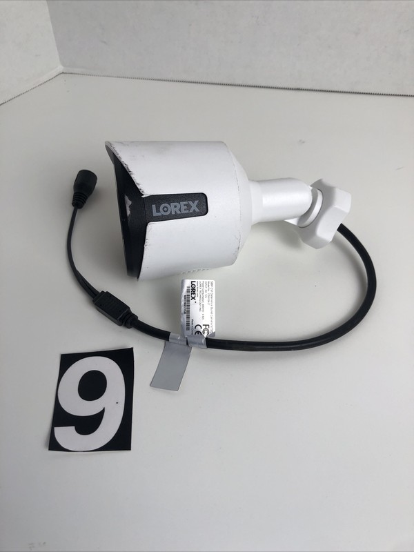 Lorex 5MP Super HD Active Deterrence Camera Model C581DA-Z As-is
