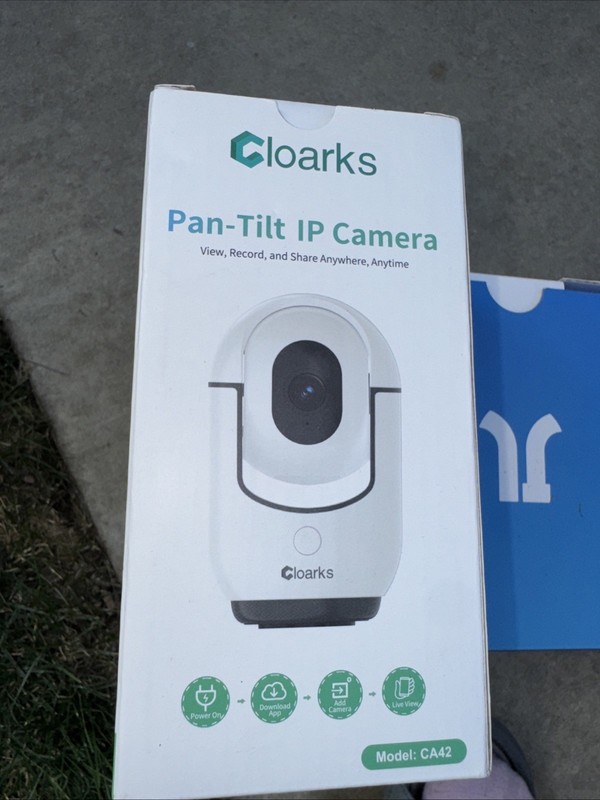 Cloarks CA42 Wireless Night Vision Pan-Tilt Full HD IP Camera – White
