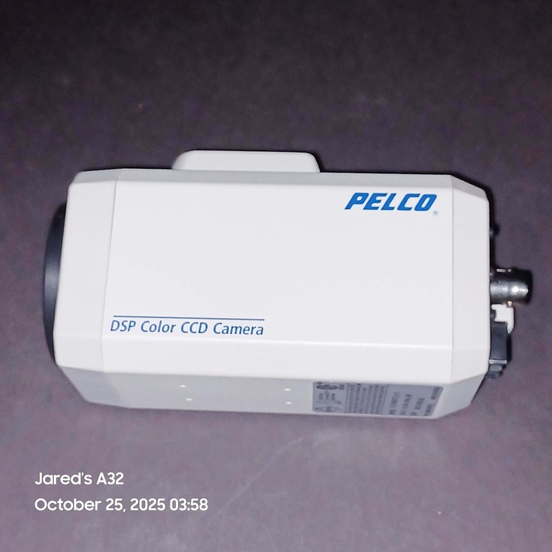 Pelco CC1400HZ16-2 DSP Color Digital CCD Video Home Security Camera New gallery